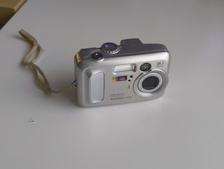 Cámara Kodak EasyShare CX7330 Plata