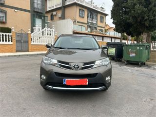 Toyota RAV4 2014