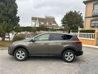 Toyota RAV4 2014