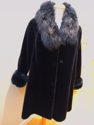 Abrigo pelo sintético azul marino T.46