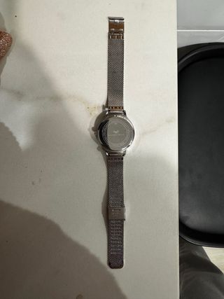 Reloj Victoria Walls Plata