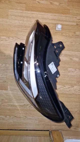 Faro Izquierdo Renault Captur II 260607491R