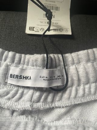 Pantalones cortos grises Bershka - Talla M