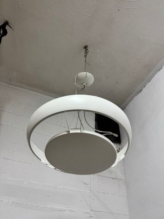 Lampada a sospensione bianca di design