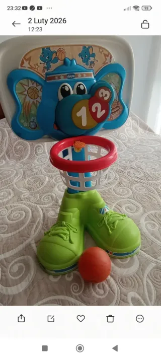 Canasta de baloncesto  marca Chicco