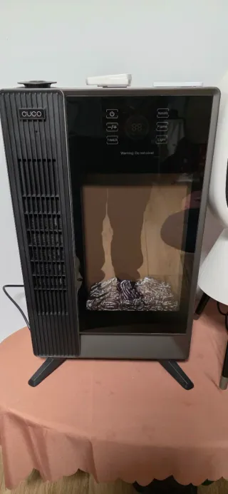 Calefactor eléctrico con efecto chimenea