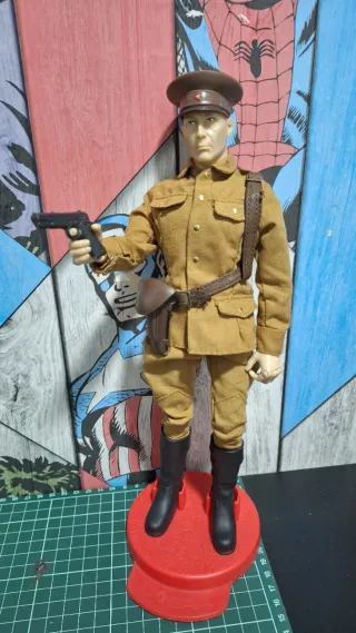 Figura Articulada Soldado Soviético