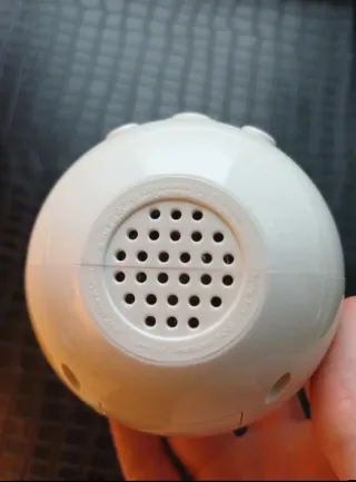 Poké Ball con figuras Pokémon