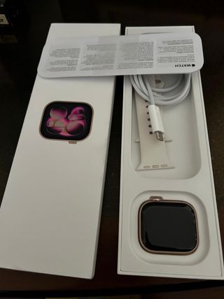 Apple Watch Series 11 GPS 42mm Dorado