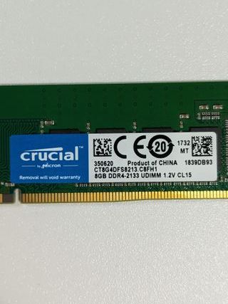 RAM 1x 8GB DDR4-2133 (Crucial)
