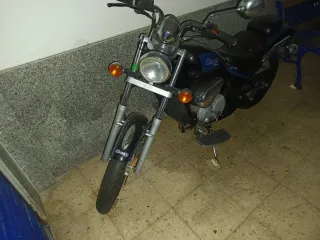 Moto Chopper Antigua 125cc Plata