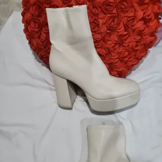 Botines plataforma Stradivarius Talla 39