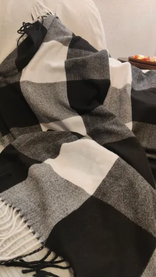 Sciarpa a quadri come nuova