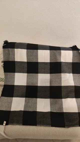 Sciarpa a quadri come nuova