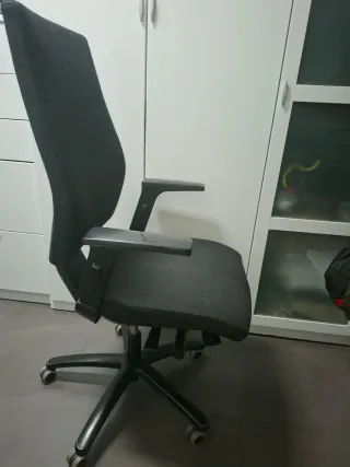 Silla de oficina ergonómica, gama alta 375€ compra