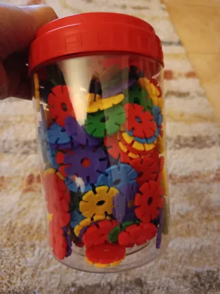 Jogo de encaixe colorido para crianças