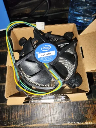 Procesador Intel i3 7100 + disipador