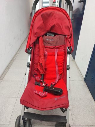 Silla de paseo Cybex roja