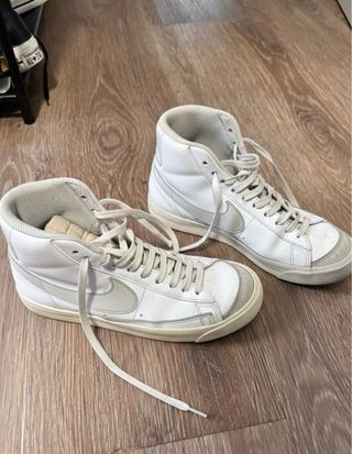 Nike Blazer Gris y Blanca Talla 42