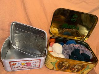 Set di scatole di latta vintage