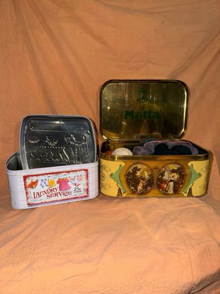 Set di scatole di latta vintage