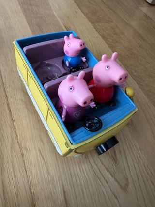 Lote Peppa Pig: Tren, Escuela y Caravana