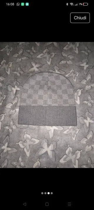 Berretto grigio a scacchi di lusso