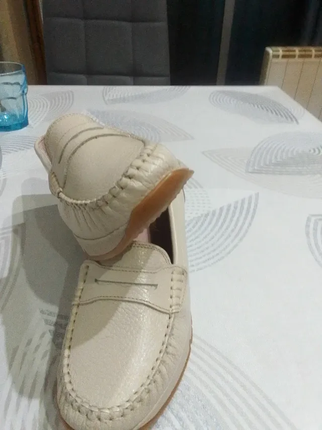Mocasines beige piel Sra.NUEVOS