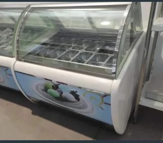 Vitrinas de helados 624791928