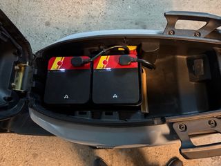 Moto Eléctrica NIU MQi GT Gris 2022