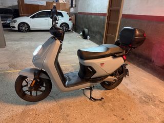 Moto Eléctrica NIU MQi GT Gris 2022