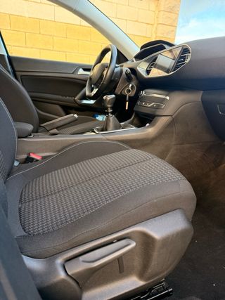 peugeot 308HDi 130 active pack 5p