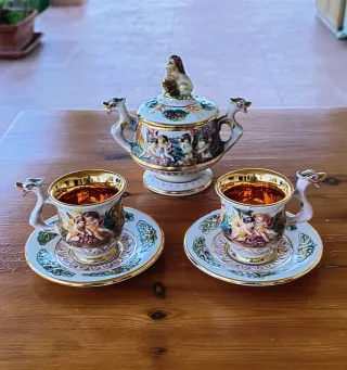Juego 2 Tazas Café con Azucarero Capodimonte Italy