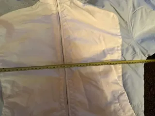 Chaqueta de montaña Quechua azul y blanco