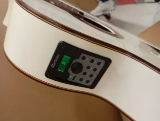 Guitarra flamenca con previo Md100