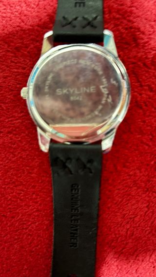 Reloj SKYLINE Cuarzo Negro Correa Cuero