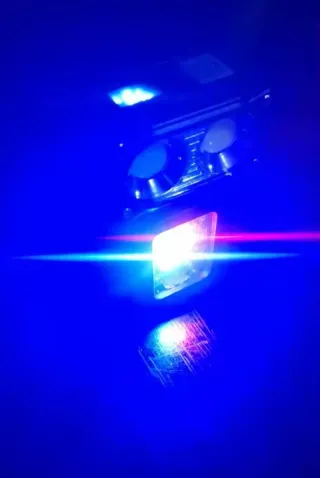 Linterna Táctica LED Supervivencia