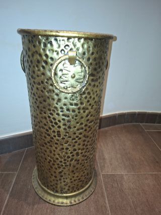 Paragüero vintage de latón dorado