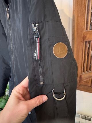 Abrigo parka forro de plumas Jott negro S