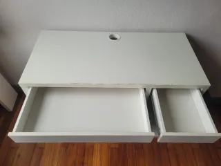 Scrivania per bambini bianca