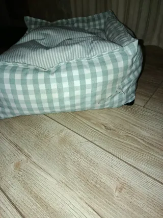 Cama perro/gato cuadros L verde