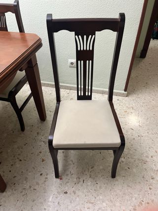 Silla de comedor de madera