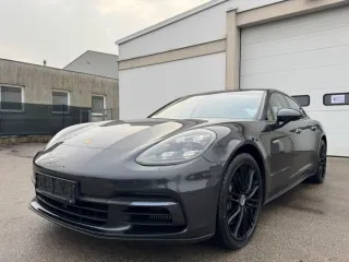 Porsche Panamera 2018