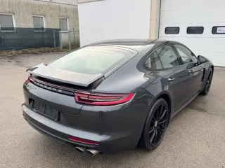 Porsche Panamera 2018