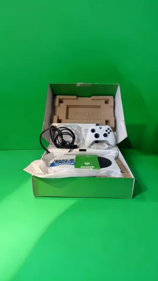 Xbox Series S + Caja + Mando