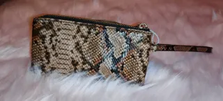 Cartera estampado animal print