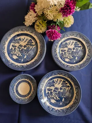 VAJILLA CHURCHILL "WILLOW".