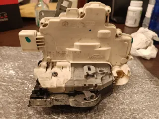 Cerradura Audi A4 B6/B7/Exeo