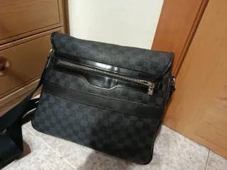 Bandolera Louis Vuitton Gris Hombre