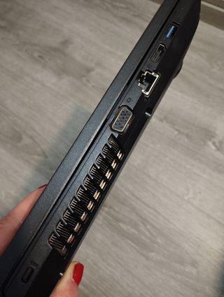 Portátil Lenovo B590 Linux CD/DVD Negro